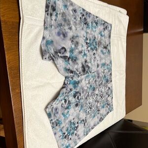 Lululemon Athletica White and Blue Biker Shorts